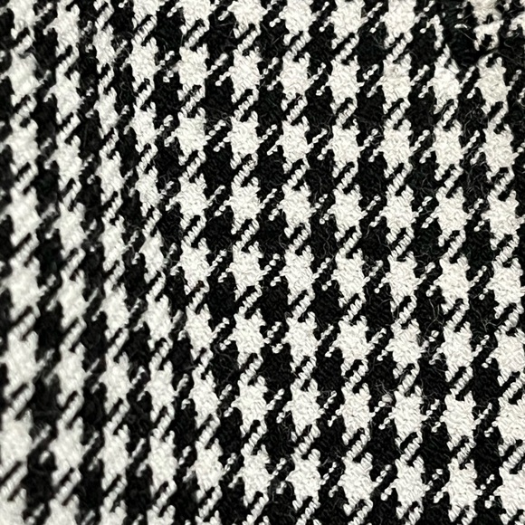 Ann Taylor Monochrome Houndstooth Trousers - Picture 9 of 10
